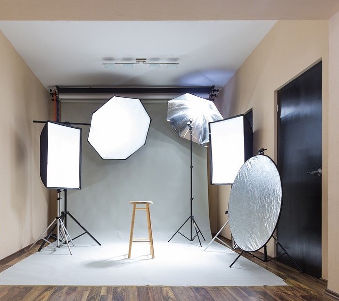 230816-photo-studio-g91ed024c7_1280 ausschnitt