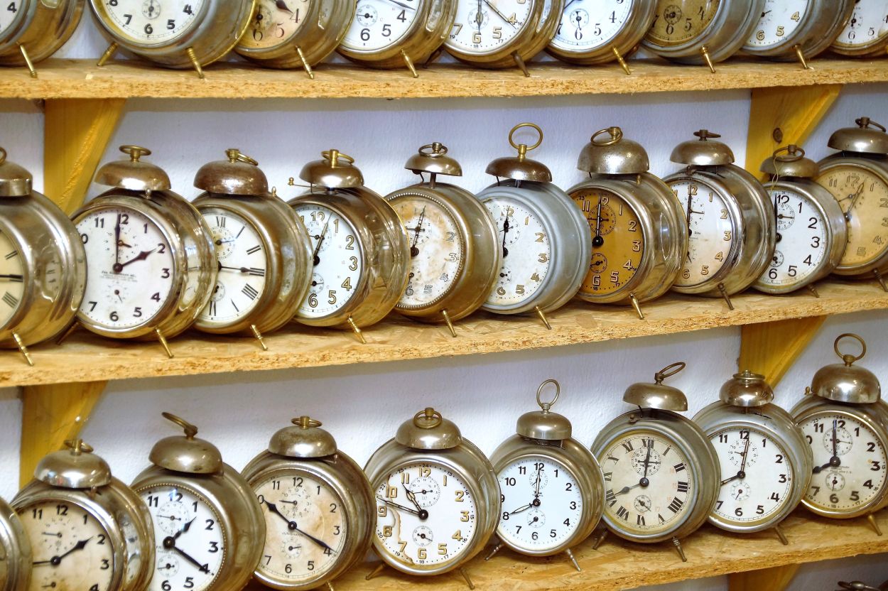 260610-ivabalk-clock
