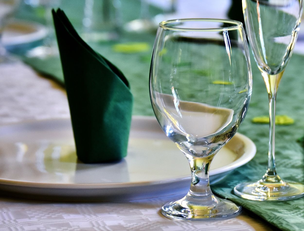 260909-alexas_fotos-set-table