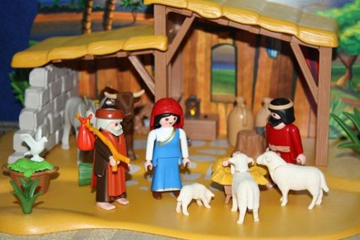playmobil-krippe